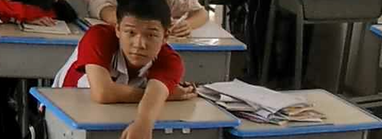 林强骑他的遥控车去赣州